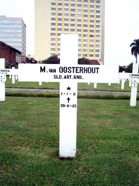 oosterhout.van.m.2005.jpg