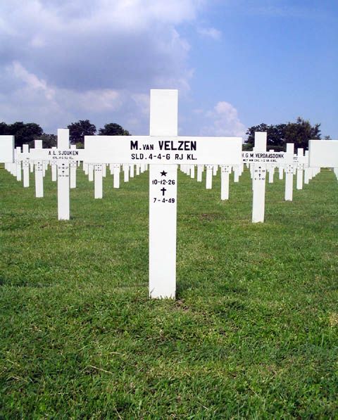 velzen.van.m.2005.jpg