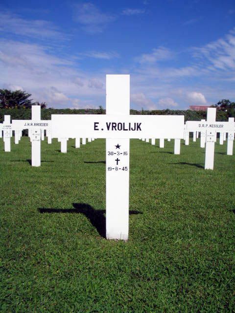 vrolijk.e.2005.jpg