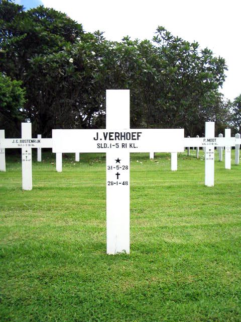 verhoef.j.2005.jpg