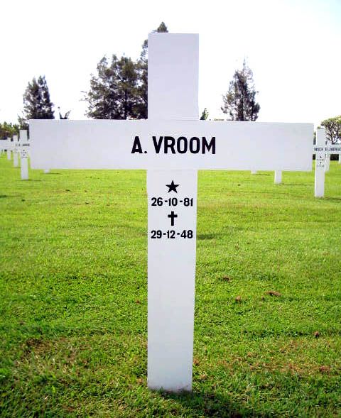 vroom a.2004.jpg