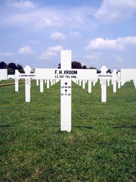 vroom.f.h.2005.jpg
