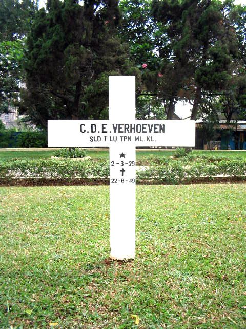 verhoeven.c.d.e.2005.jpg