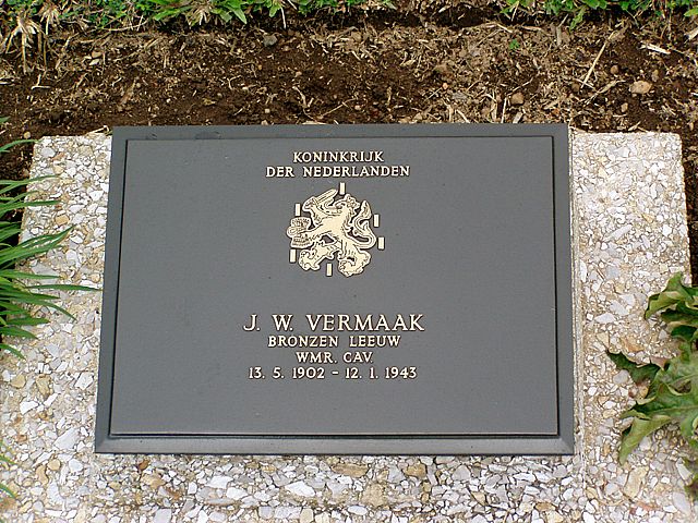 vermaak.j.w.2006.jpg