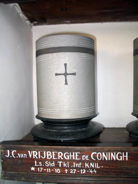vrijberghe.van. de coningh.j.c.2005.jpg