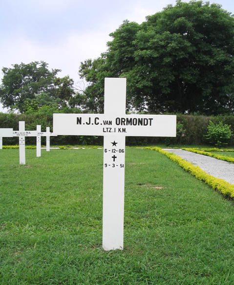 ormondt.n.j.c.van.2005.jpg