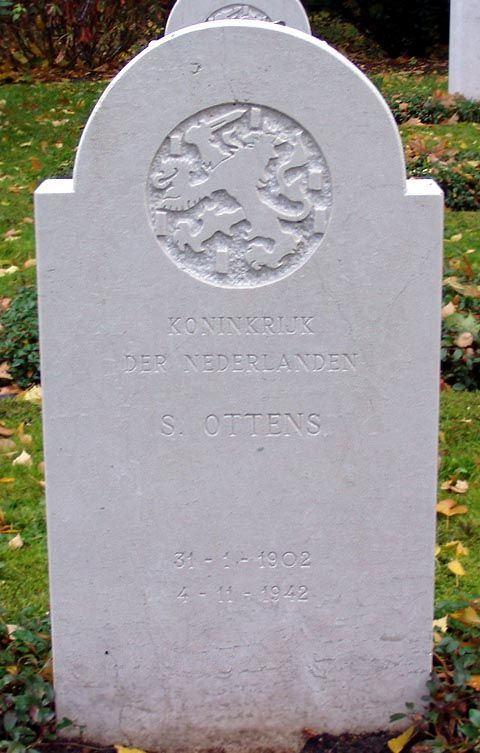 Ottens S.jpg
