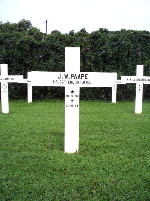 paape.j.w.2005.jpg