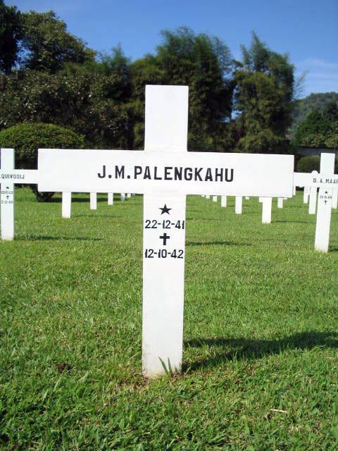 palengkahu.j.m.2005.jpg
