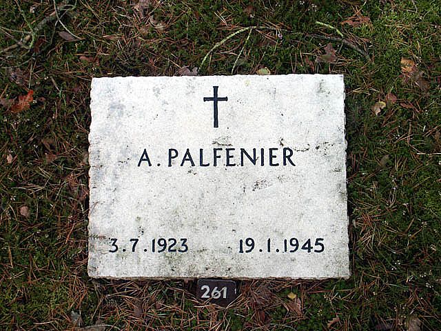 palfenier.a.2005.jpg