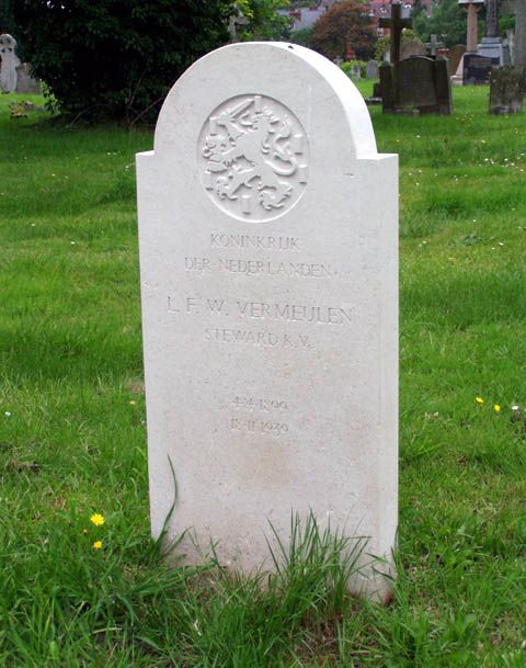 Vermeulen L.F.W., 2004.jpg