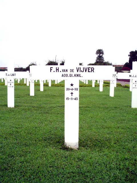 vijver.v.de.f.h.2005.jpg
