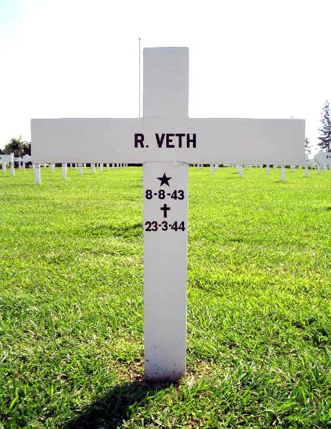 veth r.2004.jpg