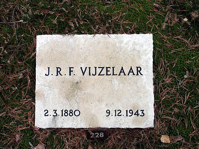 vijzelaar.j.r.f.2005.jpg