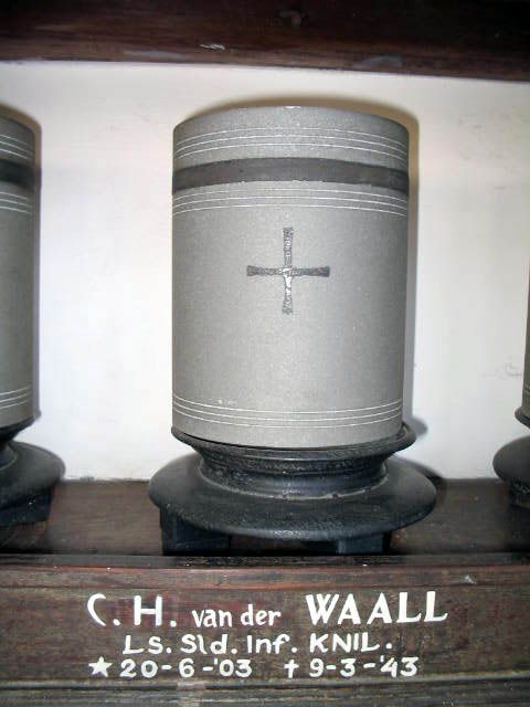 waall.v.der.c.h.2005.jpg
