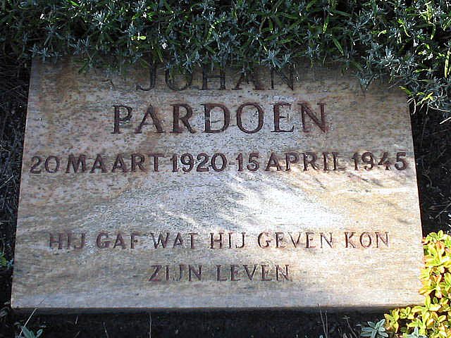 pardoen.j.2004.jpg