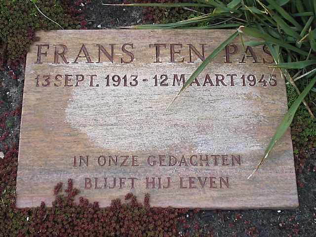 Pas ten F.jpg