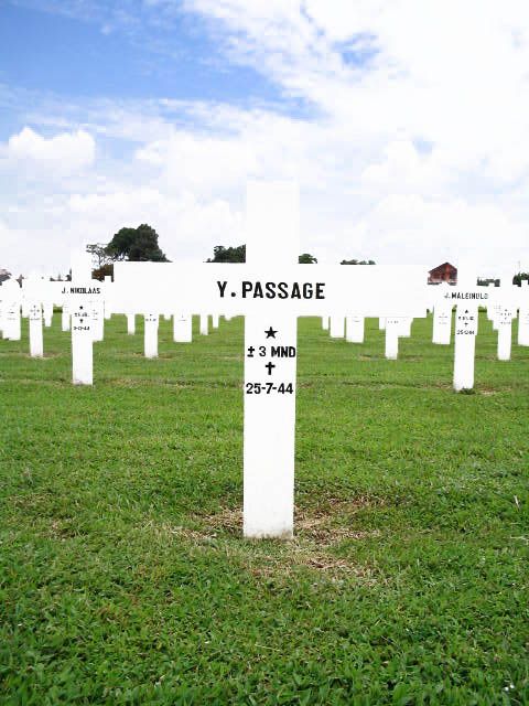 pasage.y.2005.jpg