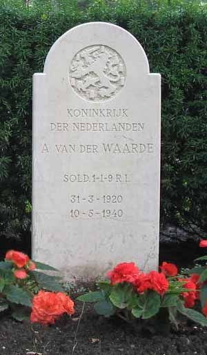 A.v.der Waarde.jpg