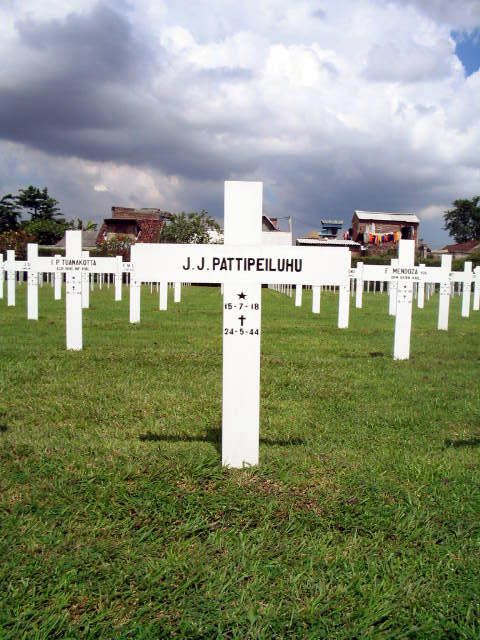 pattipeiluhu.j.j.2005.jpg