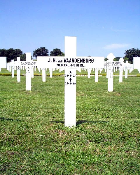 waardenburg.van j.h.2005.jpg