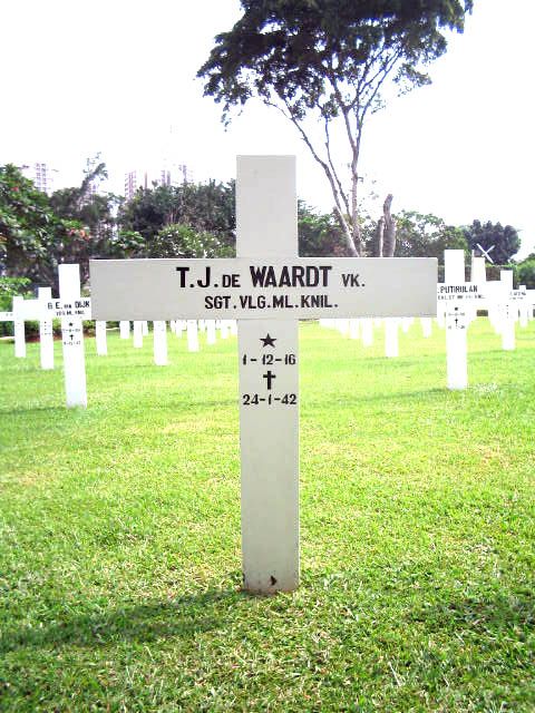 waardt.de.t.j.2005.jpg