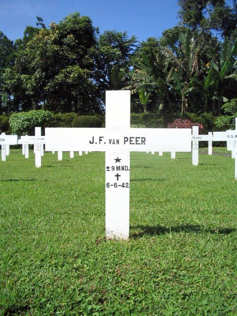 peer.van.j.f.2005.jpg