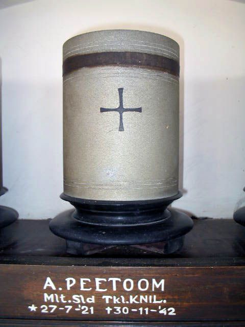 peetoom.a.2005.jpg