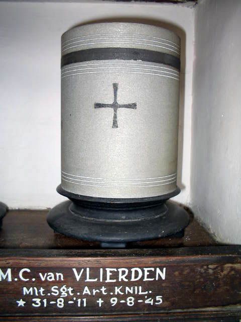 vlierden.van.m.c.2005.jpg