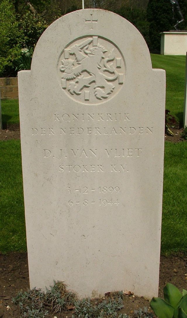 vliet van d.j. 2008.jpg