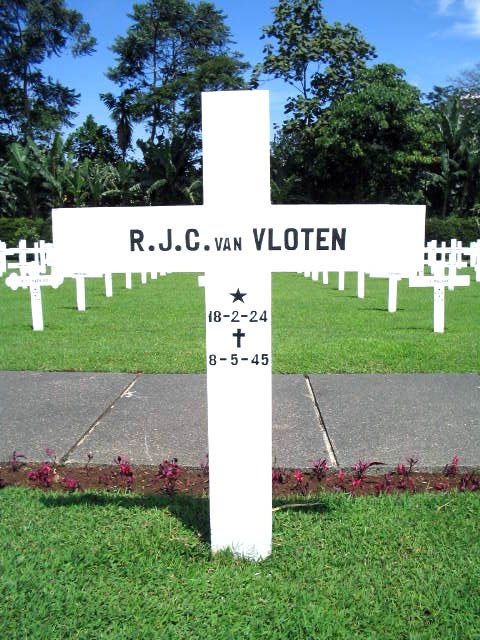 vloten.van.r.j.c.2005.jpg