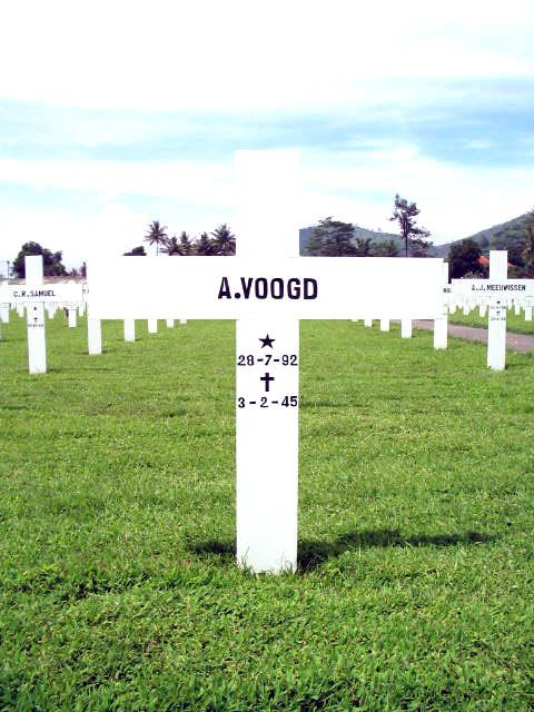 voogd.a.2005.jpg