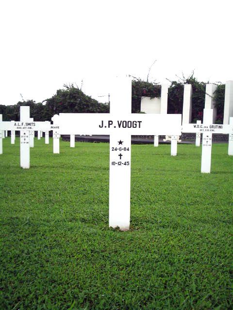 voogt.j.p.2005.jpg