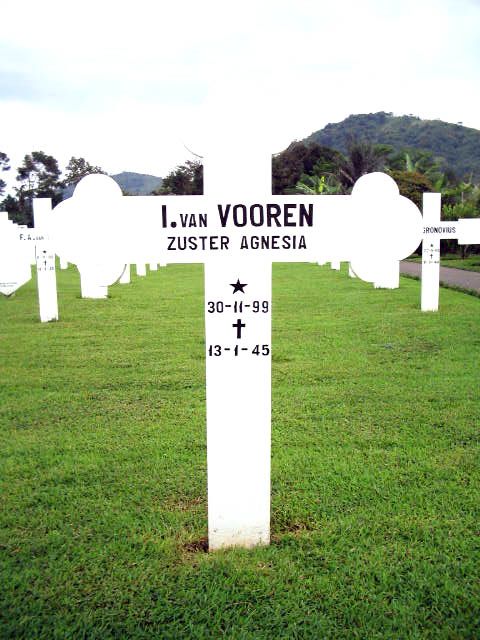 vooren.van.i.2005.jpg