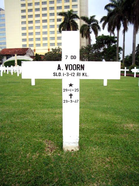 voorn.a.2005.jpg