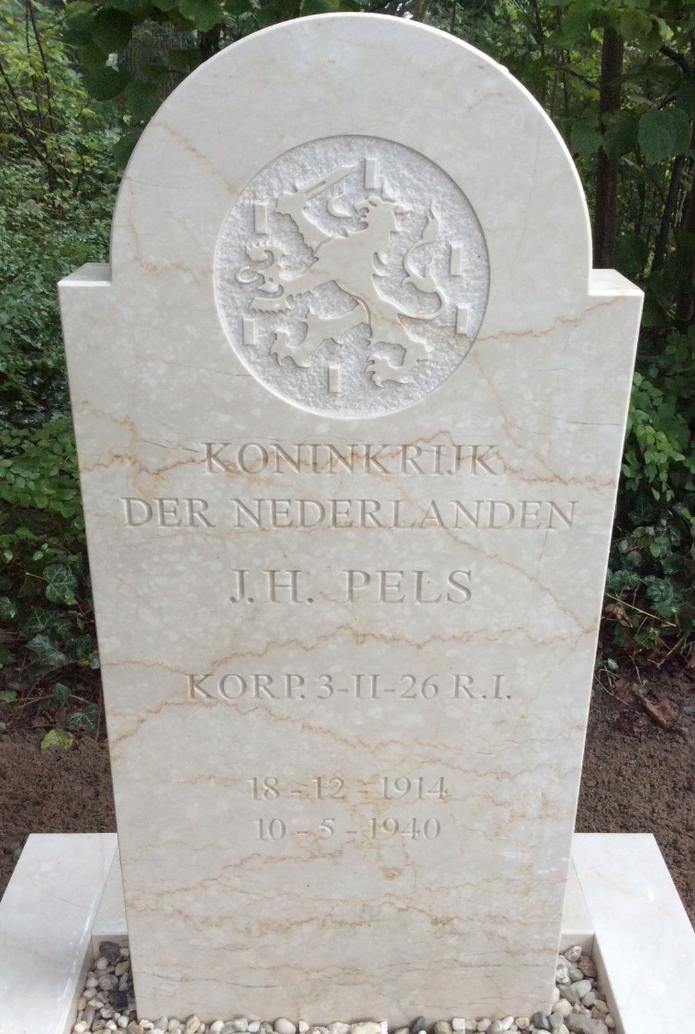 pels.j.h..jpg