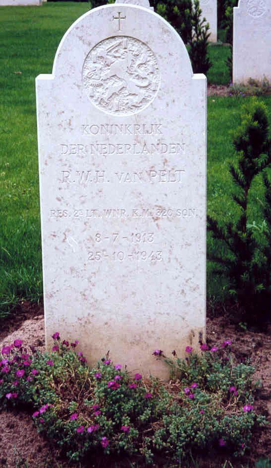 R.W.H. van Pelt(1).jpg