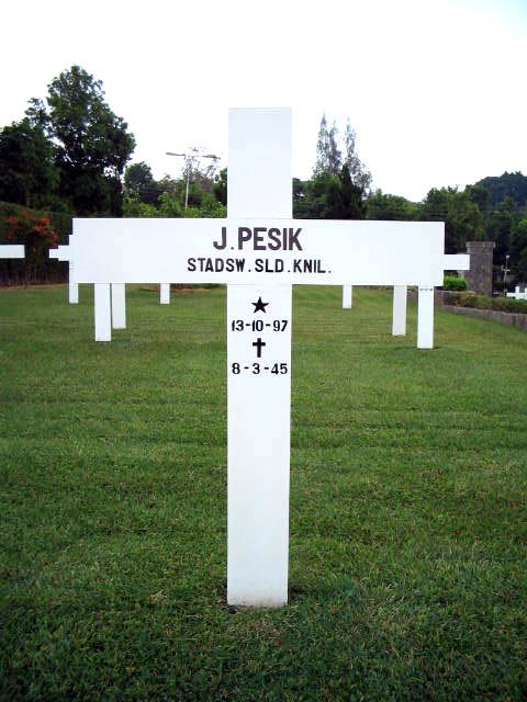 pesik.j.2004.jpg.JPG