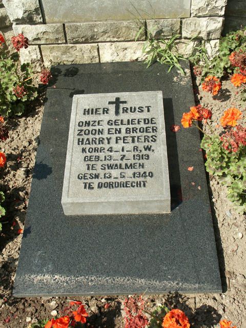 Peters(2).jpg