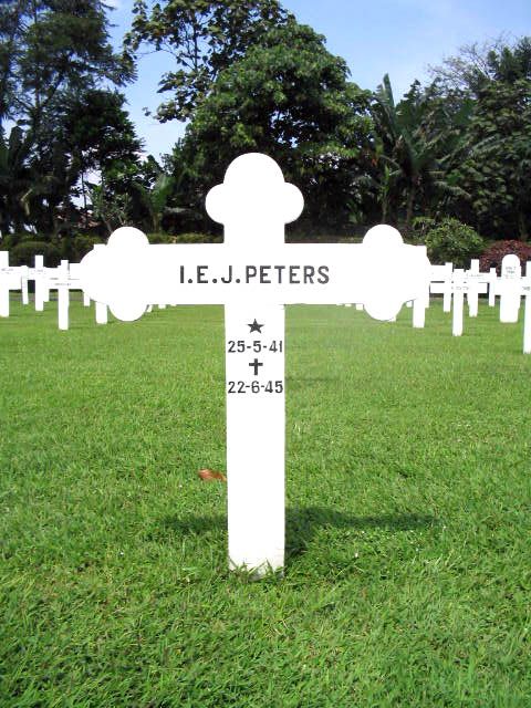 peters.i.e.j.2005.jpg
