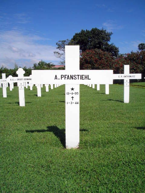 pfanstiehl.a.2005.jpg