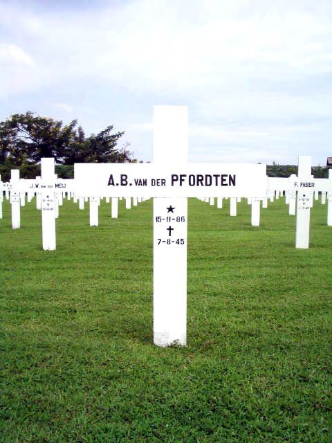 pfordten.v.der.a.b.2005.jpg