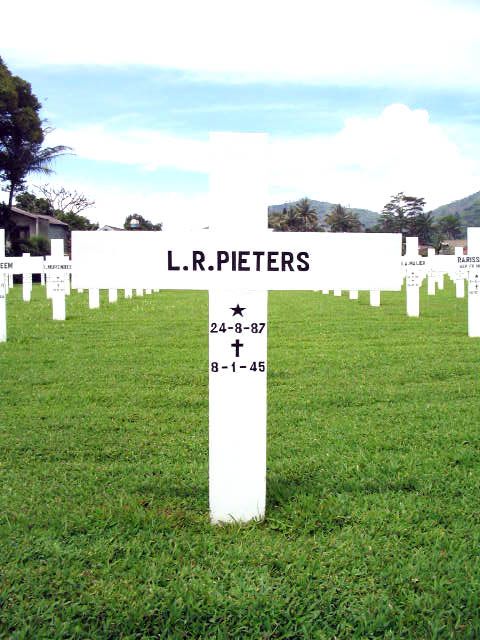 pieters.l.r.2005.jpg