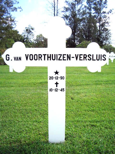voorthuizen.v.versluis.g.2004.jpg.JPG