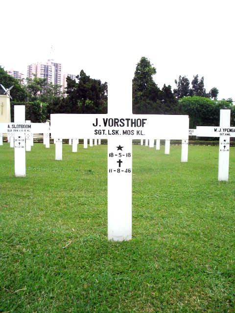 vorsthof.j.2005.jpg