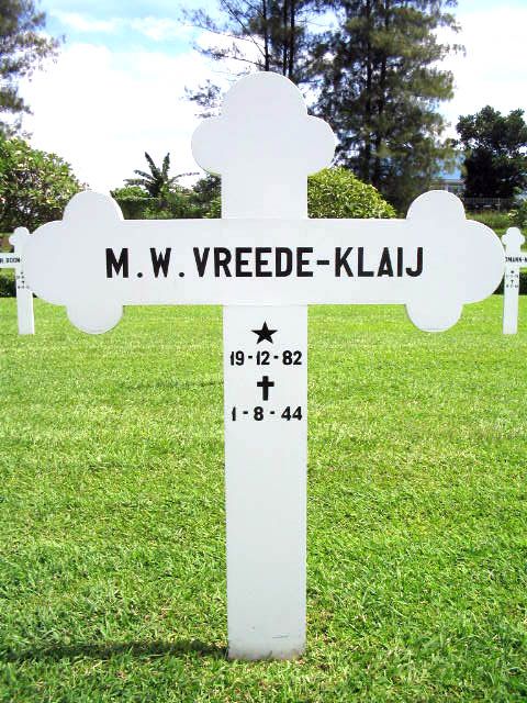 vreede klaij.m.w.2004.JPG