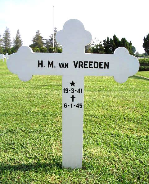vreeden v h.m.2004.jpg.JPG