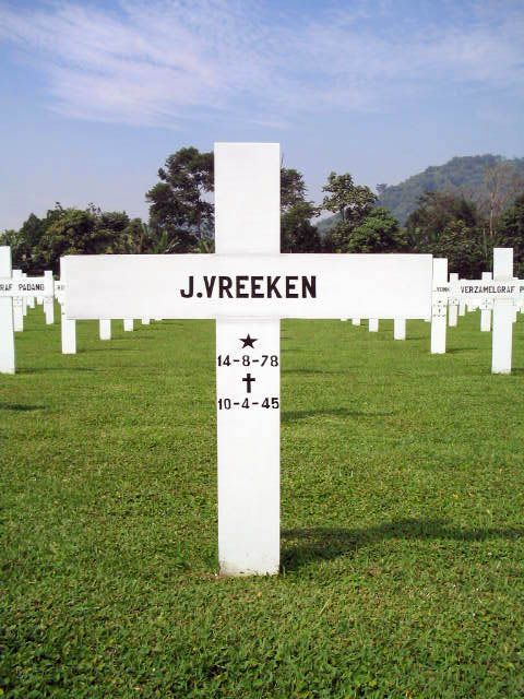 vreeken.j.2005(1).jpg