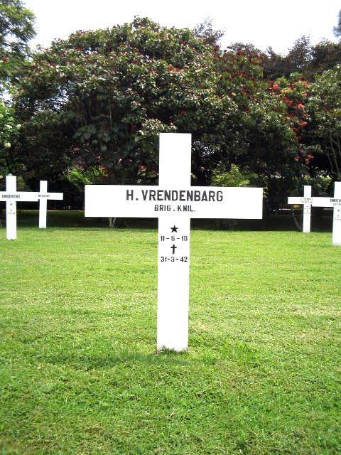 vrendenbarg.h.2005.jpg