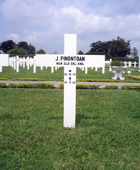 pinontoan.j.2005.jpg